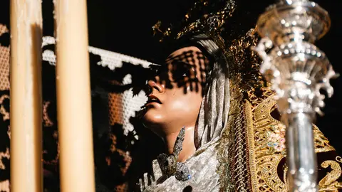 Lunes Santo en Algeciras- solemnidad, estreno y gran ambiente en las calles_24