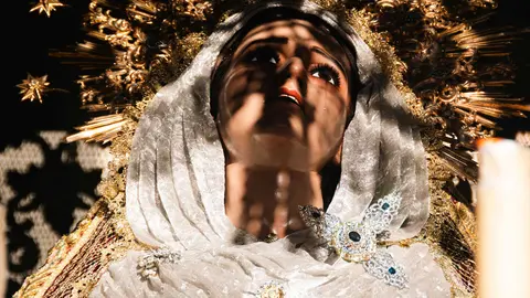 Lunes Santo en Algeciras- solemnidad, estreno y gran ambiente en las calles_26