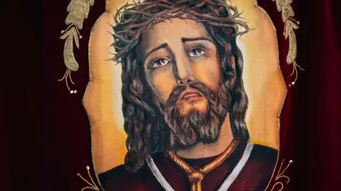 El Medinaceli y la Esperanza emocionan Algeciras en un Martes Santo de reencuentro_07