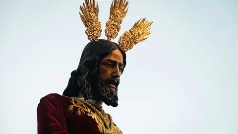 El Medinaceli y la Esperanza emocionan Algeciras en un Martes Santo de reencuentro_23