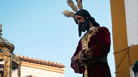 El Medinaceli y la Esperanza emocionan Algeciras en un Martes Santo de reencuentro_24