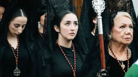 El Medinaceli y la Esperanza emocionan Algeciras en un Martes Santo de reencuentro_38