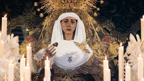 El Medinaceli y la Esperanza emocionan Algeciras en un Martes Santo de reencuentro_43