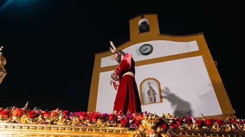 La recogida del Medinaceli y la Esperanza pone el broche al Martes Santo en Algeciras_02