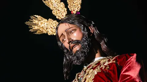 La recogida del Medinaceli y la Esperanza pone el broche al Martes Santo en Algeciras_03