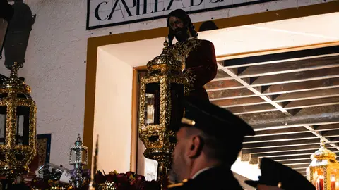 La recogida del Medinaceli y la Esperanza pone el broche al Martes Santo en Algeciras_06
