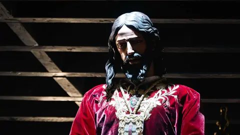 La recogida del Medinaceli y la Esperanza pone el broche al Martes Santo en Algeciras_08
