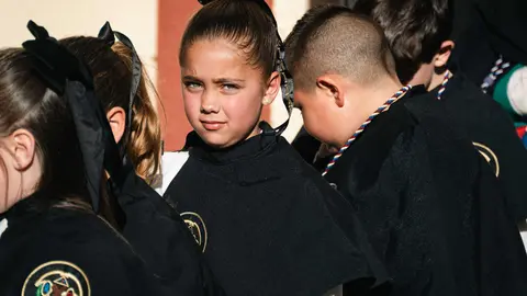Jueves Santo en Algeciras- Tres Ca&iacute;das y Nazareno, fe y multitud en la calle_025