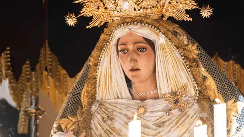 Jueves Santo en Algeciras- Tres Ca&iacute;das y Nazareno, fe y multitud en la calle_037