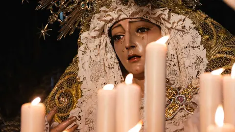 Jueves Santo en Algeciras- Tres Ca&iacute;das y Nazareno, fe y multitud en la calle_085