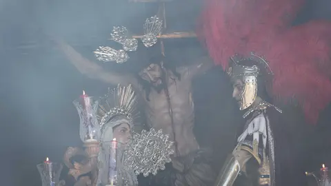 Algeciras vive su Viernes Santo m&aacute;s sobrecogedor en im&aacute;genes_024