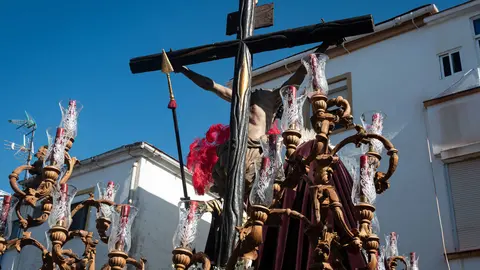 Algeciras vive su Viernes Santo m&aacute;s sobrecogedor en im&aacute;genes_034