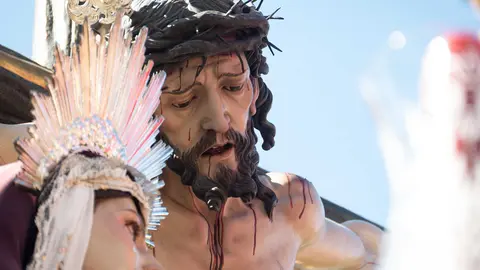 Algeciras vive su Viernes Santo m&aacute;s sobrecogedor en im&aacute;genes_037