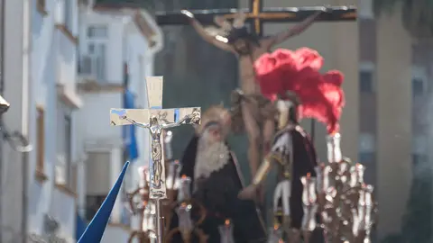 Algeciras vive su Viernes Santo m&aacute;s sobrecogedor en im&aacute;genes_047