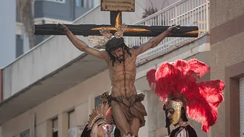 Algeciras vive su Viernes Santo m&aacute;s sobrecogedor en im&aacute;genes_049