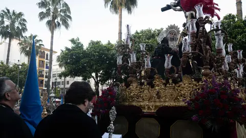 Algeciras vive su Viernes Santo m&aacute;s sobrecogedor en im&aacute;genes_060