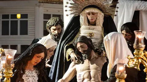 Algeciras vive su Viernes Santo m&aacute;s sobrecogedor en im&aacute;genes_114