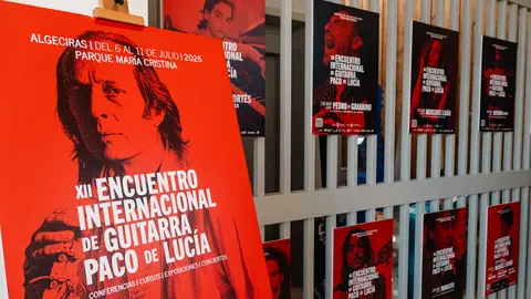 Carteles promocionales del Encuentro Internacional de Guitarra Paco de Luc&iacute;a en el Centro de Interpretaci&oacute;n de Algeciras
