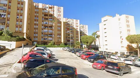 Vista de la urbanizaci&oacute;n Torre Almirante, donde se registr&oacute; el incendio durante la madrugada en maps