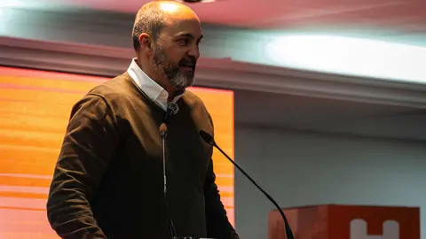 Acto de presentaci&oacute;n de la candidatura de 100x100 Unidos_04_FOTO - FJ Ben&iacute;tez