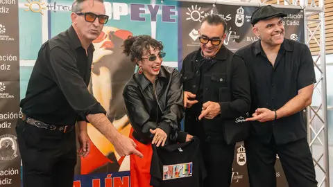 La L&iacute;nea se viste de gala con la alfombra roja de los Premios Nacionales de la M&uacute;sica y las Artes Pop Eye 2026_36_FOTO - FJ Ben&iacute;tez