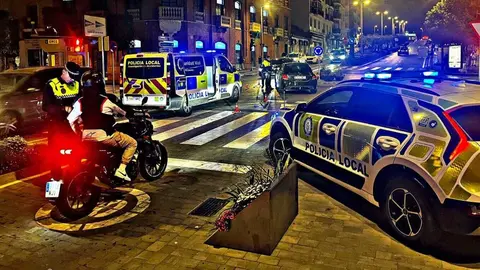 Control de velocidad realizado por la Polic&iacute;a Local en una v&iacute;a urbana de Algeciras.