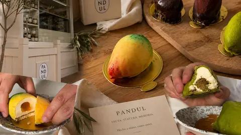 Trampantojos dulces elaborados por la pasteler&iacute;a Pandul en su establecimiento de Algeciras.