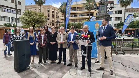 Autoridades y representantes empresariales durante la inauguraci&oacute;n de Talentour Algeciras 2026