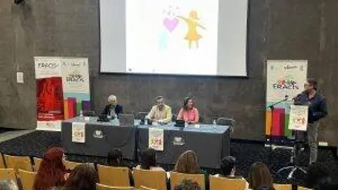 Un momento de la jornada t&eacute;cnica celebrada en el Palacio de Congresos de La L&iacute;nea