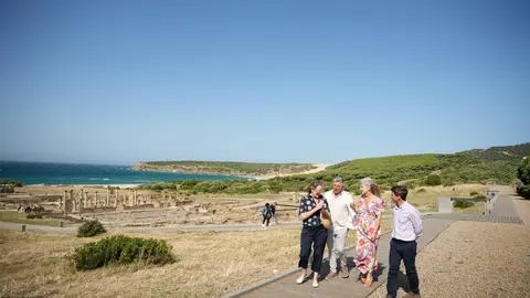 Visita institucional a las obras de rehabilitaci&oacute;n del museo de Baelo Claudia en Tarifa