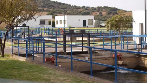 Trabajos de modernizaci&oacute;n y automatizaci&oacute;n en la ETAP El Ca&ntilde;uelo.