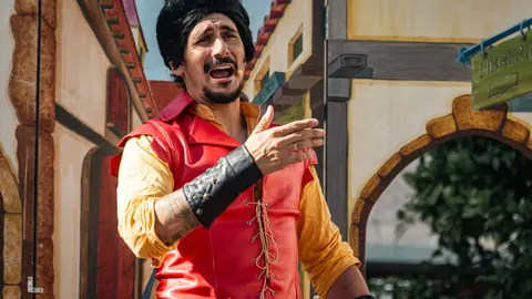 La Plaza Alta se llena de familias con el musical de &ldquo;La Bella y la Bestia&rdquo; en la Feria de los Parques Naturales_06_FOTO FJ BEN&Iacute;TEZ