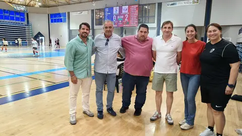 Las jugadoras del C.D. Algeciras F.S. celebran el ascenso a Divisi&oacute;n de Honor Femenina tras la fase final disputada en el Juan Carlos Mateo