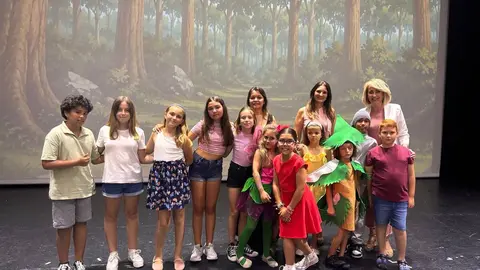 Alumnos de Teatro durante una de las representaciones de fin de curso celebradas en el Teatro Florida