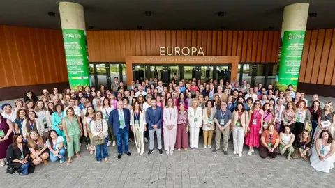 Representantes de destinos tur&iacute;sticos de toda Espa&ntilde;a durante el VIII Encuentro de Gestores de la Red DTI celebrado en Vitoria