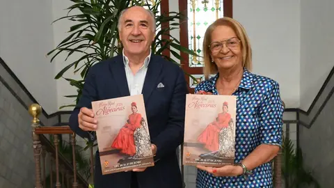 Landaluce y Juana Cid presentan la revista oficial de la Feria Real de Algeciras 2026