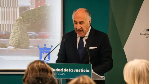 Jos&eacute; Ignacio Landaluce, durante una intervenci&oacute;n p&uacute;blica en Algeciras - FOTO: FJ Ben&iacute;tez