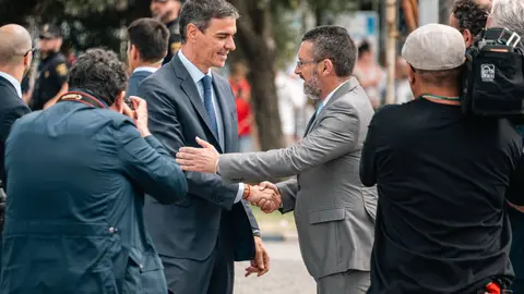 Juan Franco participa en el acto institucional celebrado tras el derribo de la hist&oacute;rica Verja entre La L&iacute;nea y Gibraltar - FOTO: FJ Ben&iacute;tez