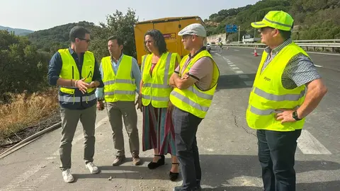 Visita institucional a las obras de emergencia que se ejecutan en la autov&iacute;a A-381, en el t&eacute;rmino municipal de Los Barrios
