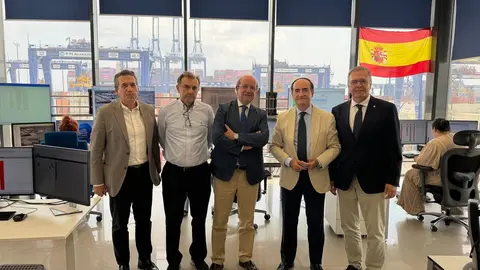 Daniel Calleja visita las instalaciones de TTIA junto a representantes de la APBA y de la C&aacute;mara de Comercio
