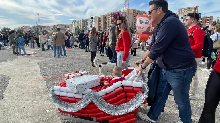 Arrastre de latas en Algeciras