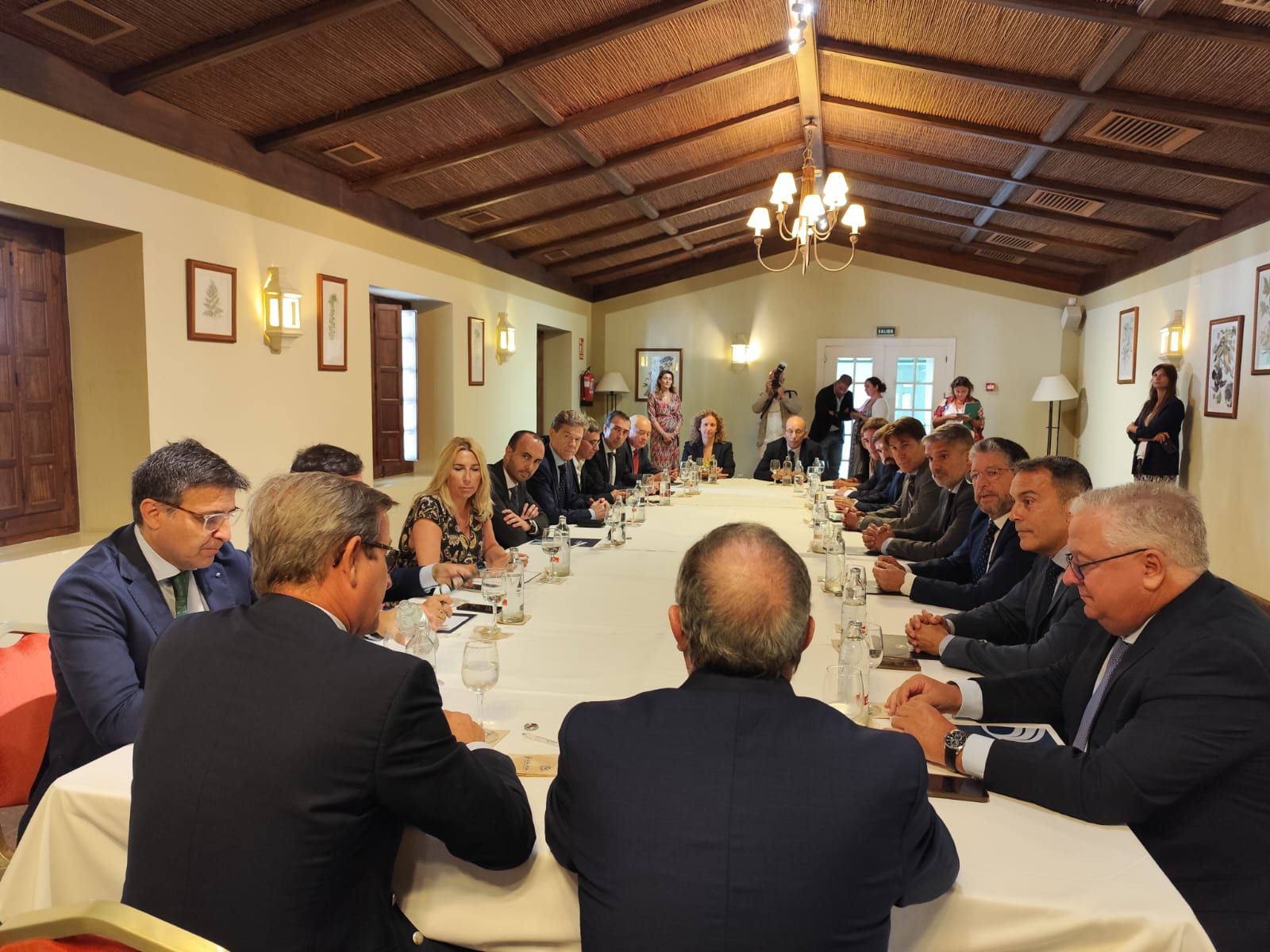 Integrantes de la AGI, durante la jornada en la que el colectivo ha detallado el balance del ejercicio 2023