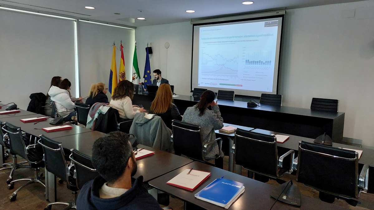 Uno de los cursos recientes impartido en la Cámara