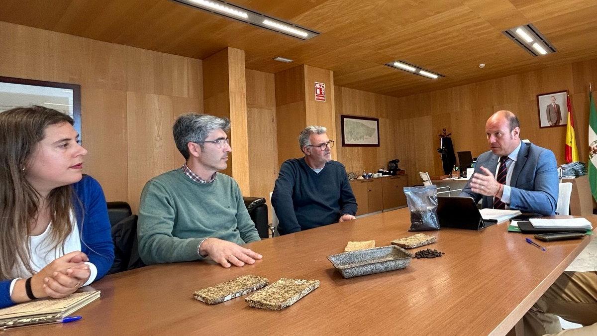 Un momento de la reunión con Futuralga