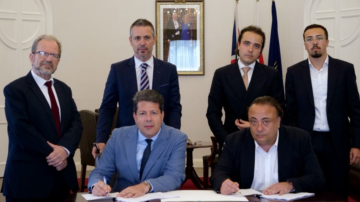 Firma del acuerdo